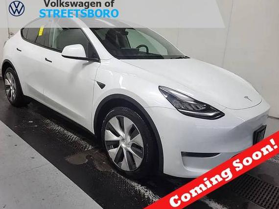 TESLA MODEL Y 2021 5YJYGDEE7MF267198 image